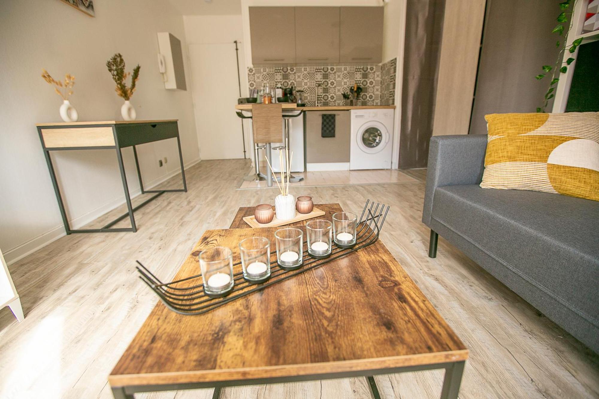 La Teranga - Wifi - Coeur De - Gare Apartment *